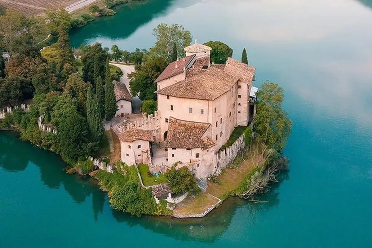 Castel Toblino