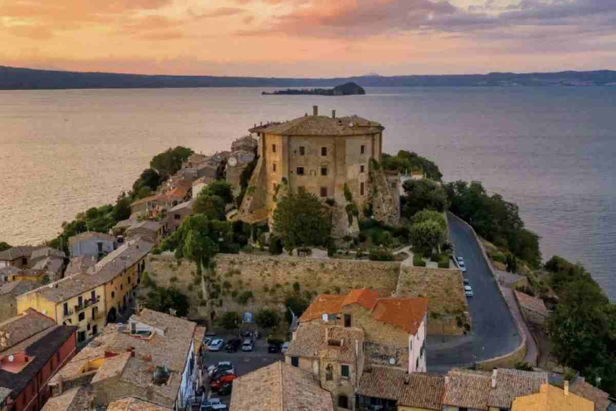 Va però chiarito: la Rocca Farnese non è la location originale del film Disney né è mai stata usata come set cinematografico.