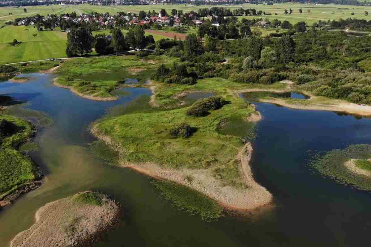 il lago che appare e scompare